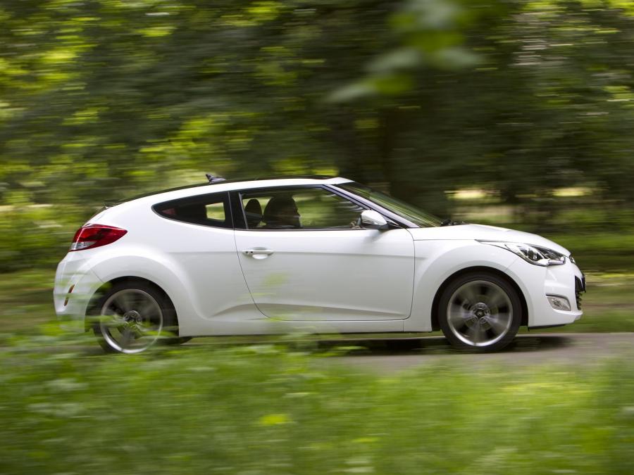  Hyundai Veloster 2012 года  (UK) (фото 22 из 59)